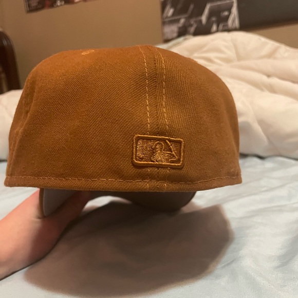 New York Yankees Custom Gemstone Fitted 7 1/4 - Picture 2 of 3